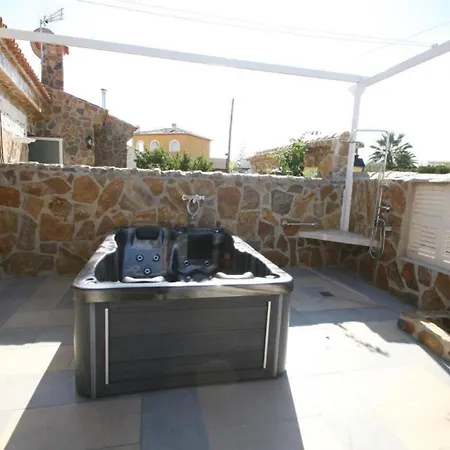 In Denia Mit Grill, Gemeinschaftlichem Pool Und Garten Els Poblets