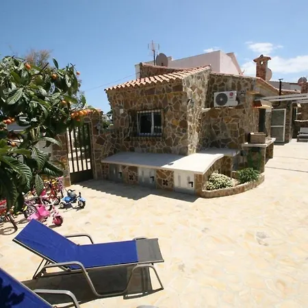 In Denia Mit Grill, Gemeinschaftlichem Pool Und Garten *