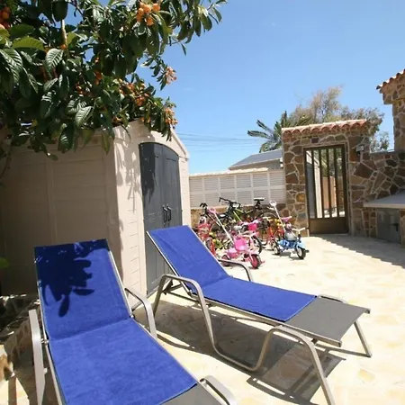 In Denia Mit Grill, Gemeinschaftlichem Pool Und Garten * エルス・ポブレッツ